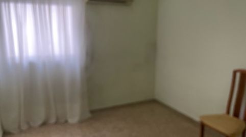 Foto 3 de Piso en venta en Avenida Andalucia, Villa del Río, Córdoba