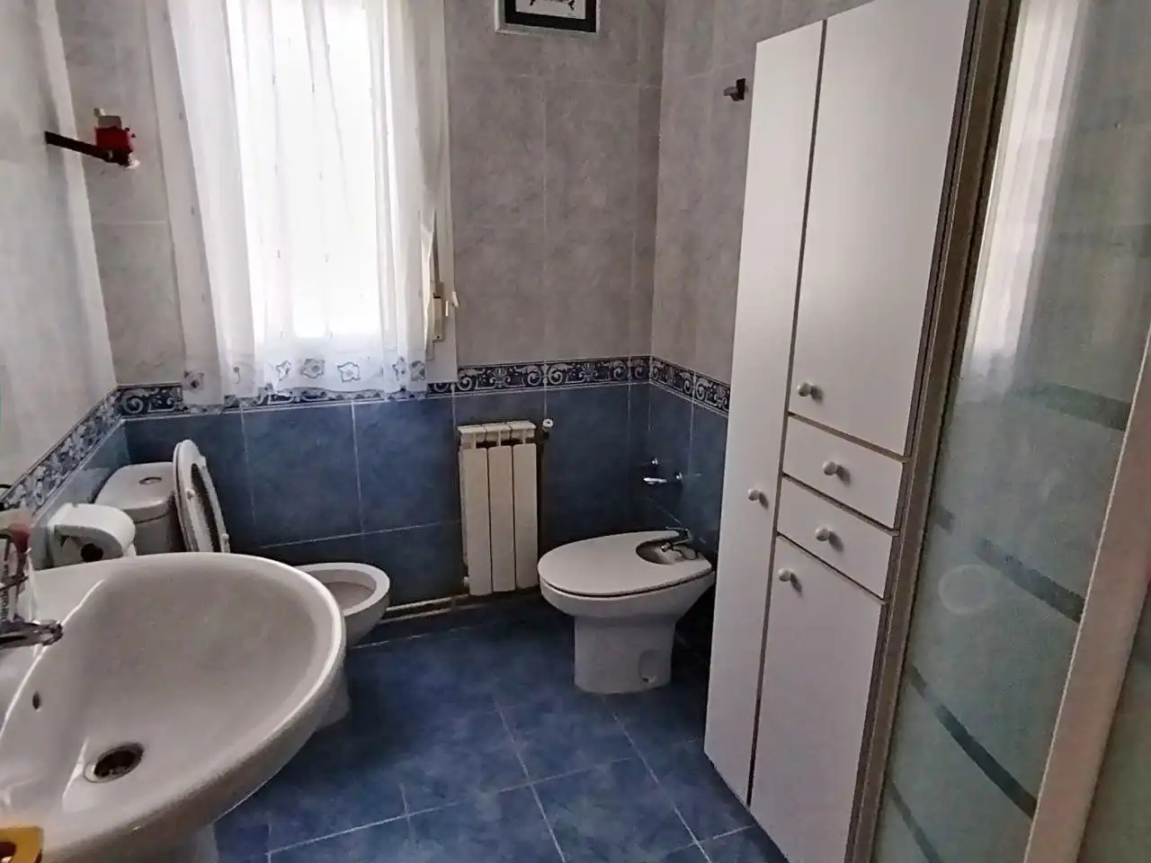Baño de Piso en venta en Villarcayo de Merindad de Castilla la Vieja con Calefacción, Amueblado y Horno