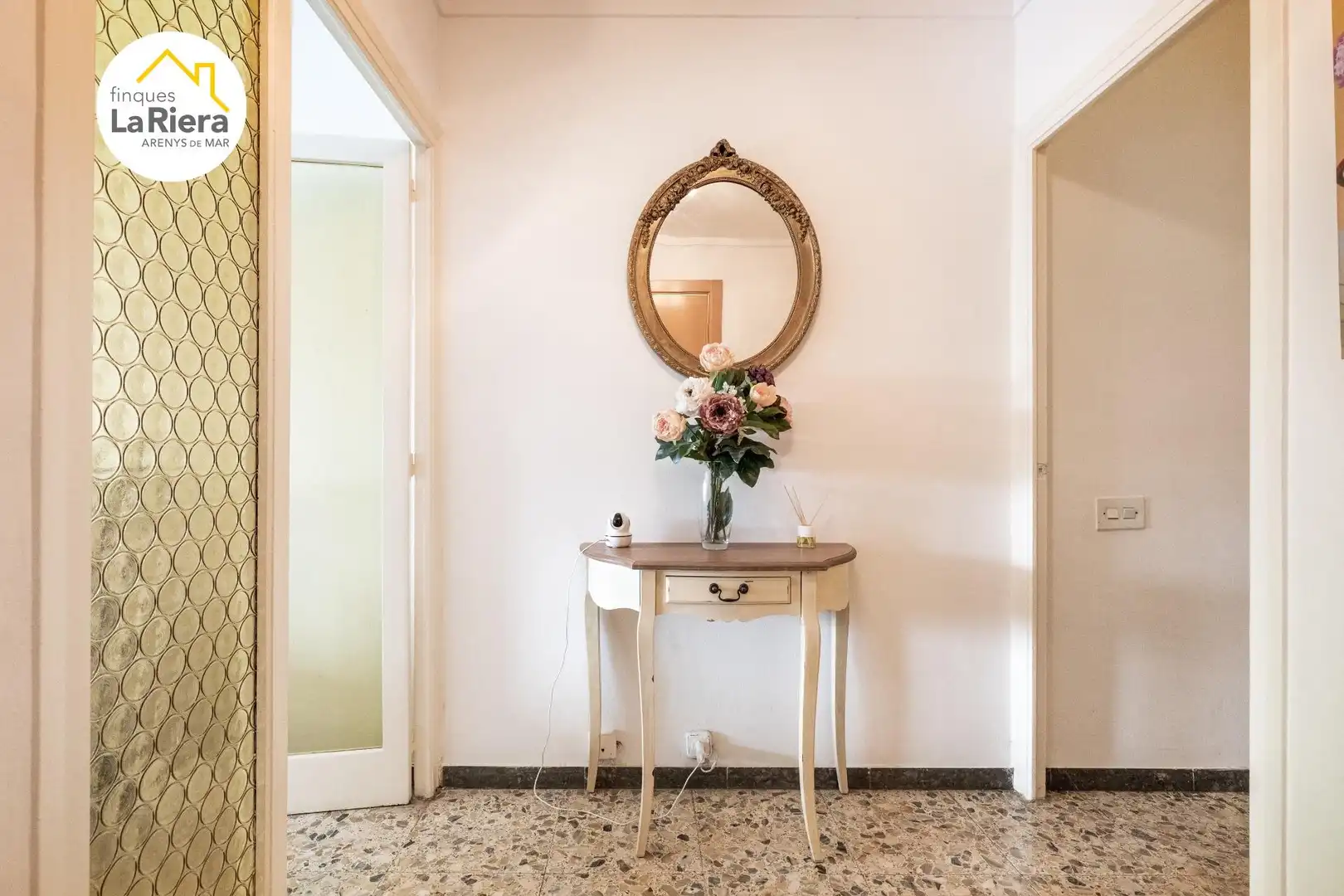 Wohnung zum Verkauf in Arenys de Mar mit Klimaanlage, Terrasse und Alarm