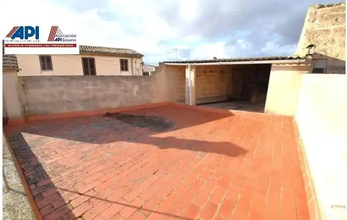 Villa mit Garten zum Verkauf in Calle Porrasar 8