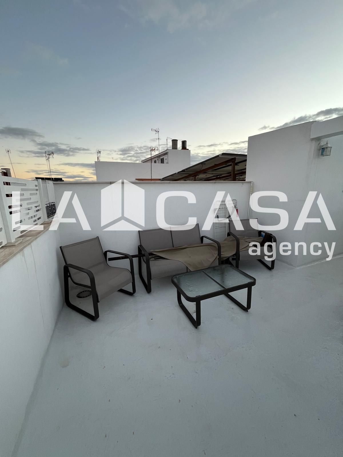 Terrace of House or chalet for sale in  Sevilla Capital  with Air Conditioner and Terrace