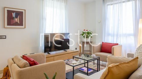 Foto 4 de Apartamento de alquiler en Calle de Amara, 2, San Pascual, Madrid Capital