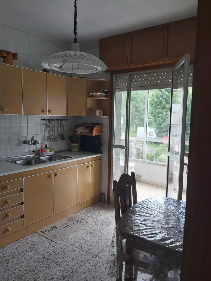 Kitchen of Houses for sale in Ourense Capital 
