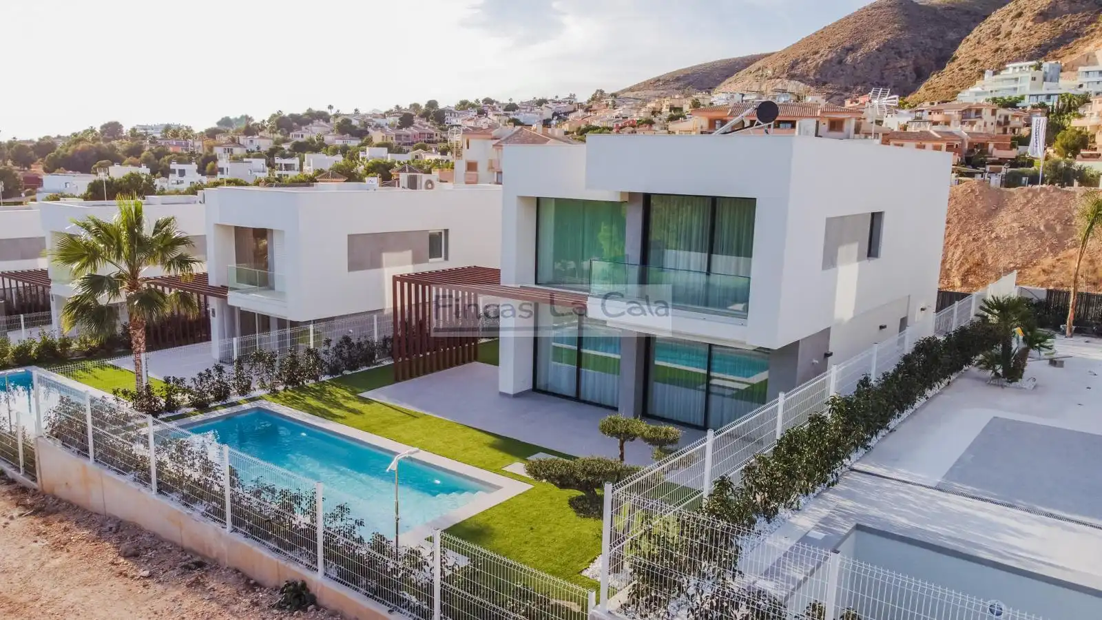 Villa avec piscine à vendre à Golf Bahía, imagen 3