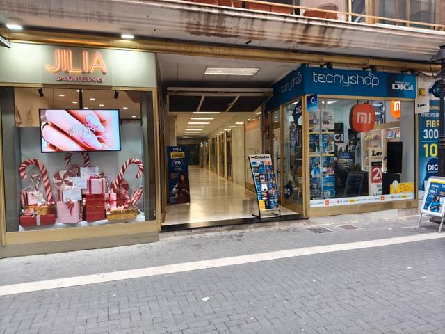 Local comercial en Alquiler en Centro