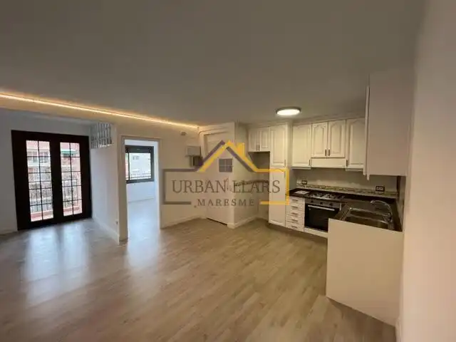 Vista exterior de Piso en venta en Mataró con Balcón