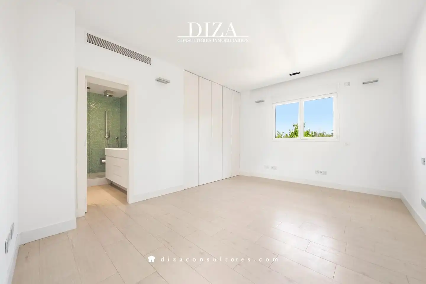 Exterior view of Houses for rent in Madrid  with Air Conditioner, Heating and Private garden