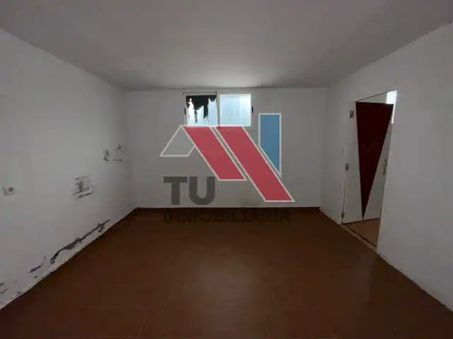 Houses for sale in Huecas  with Storage room, Swimming Pool and Alarm