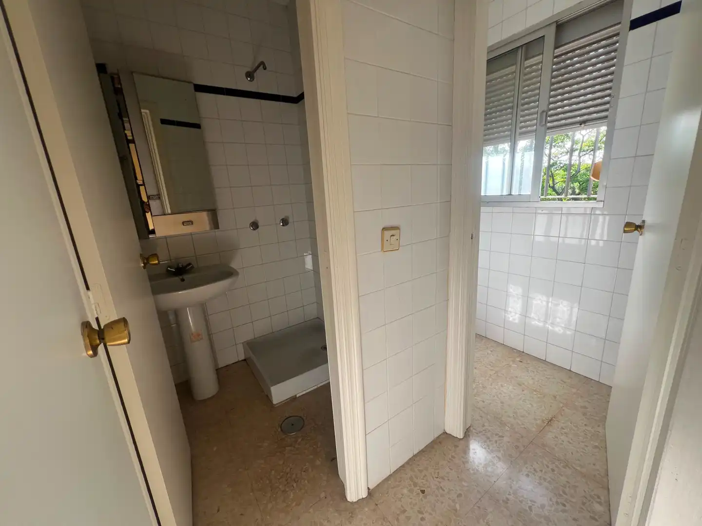 Bany de Local en venda en Sevilla