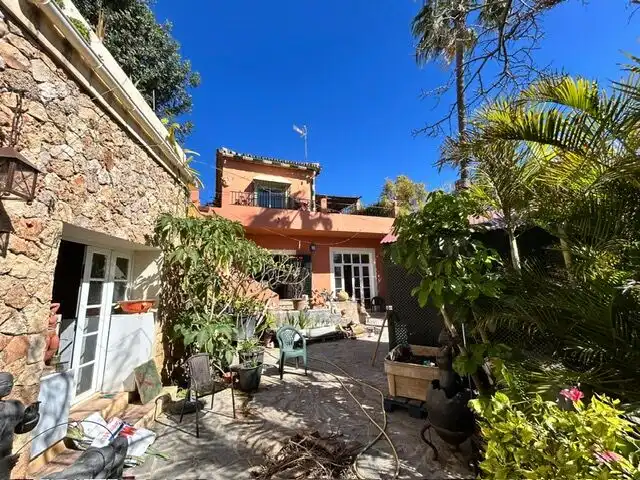 Vista exterior de Casa o xalet en venda en Rincón de la Victoria amb Traster