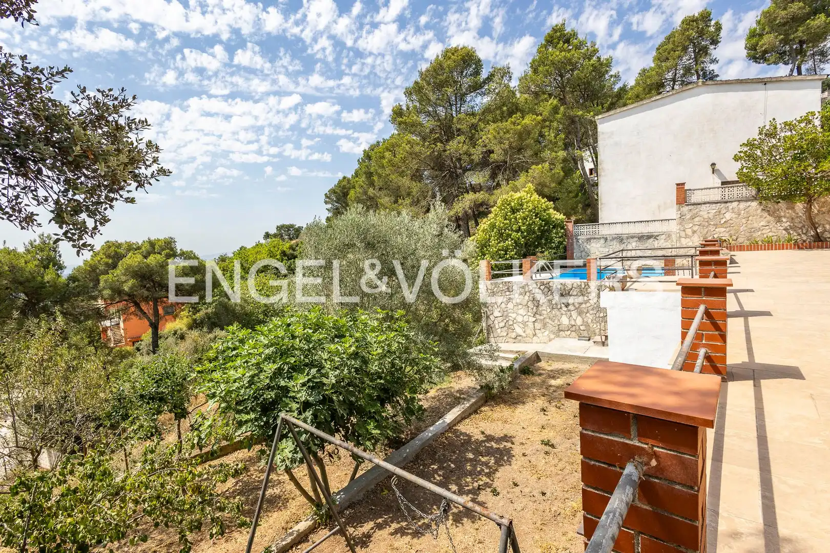 Casa o xalet en venda en Mediona amb Calefacció, Jardí privat i Piscina