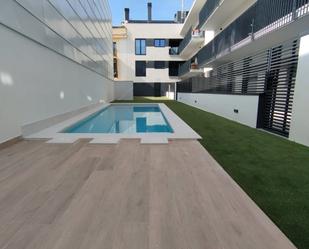 Swimming pool of Flat to rent in Granollers  with Air Conditioner, Heating and Parquet flooring