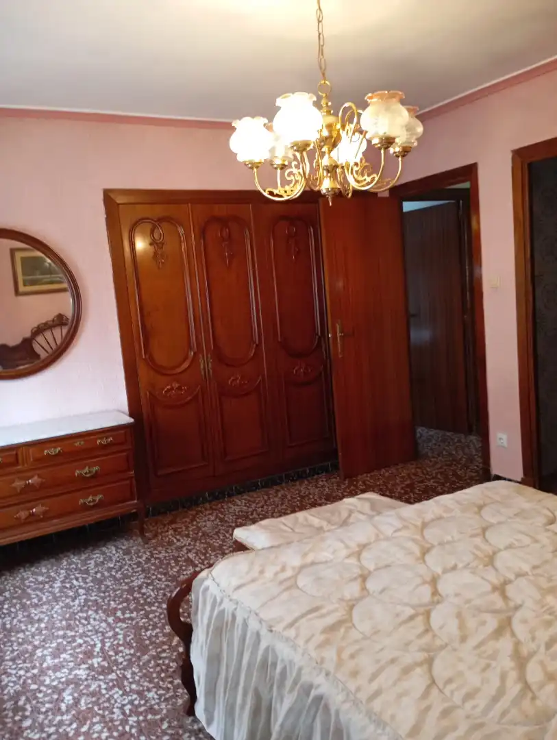Habitación de Piso en venta en Zaragoza con Calefacción, Jardín privado y Terraza