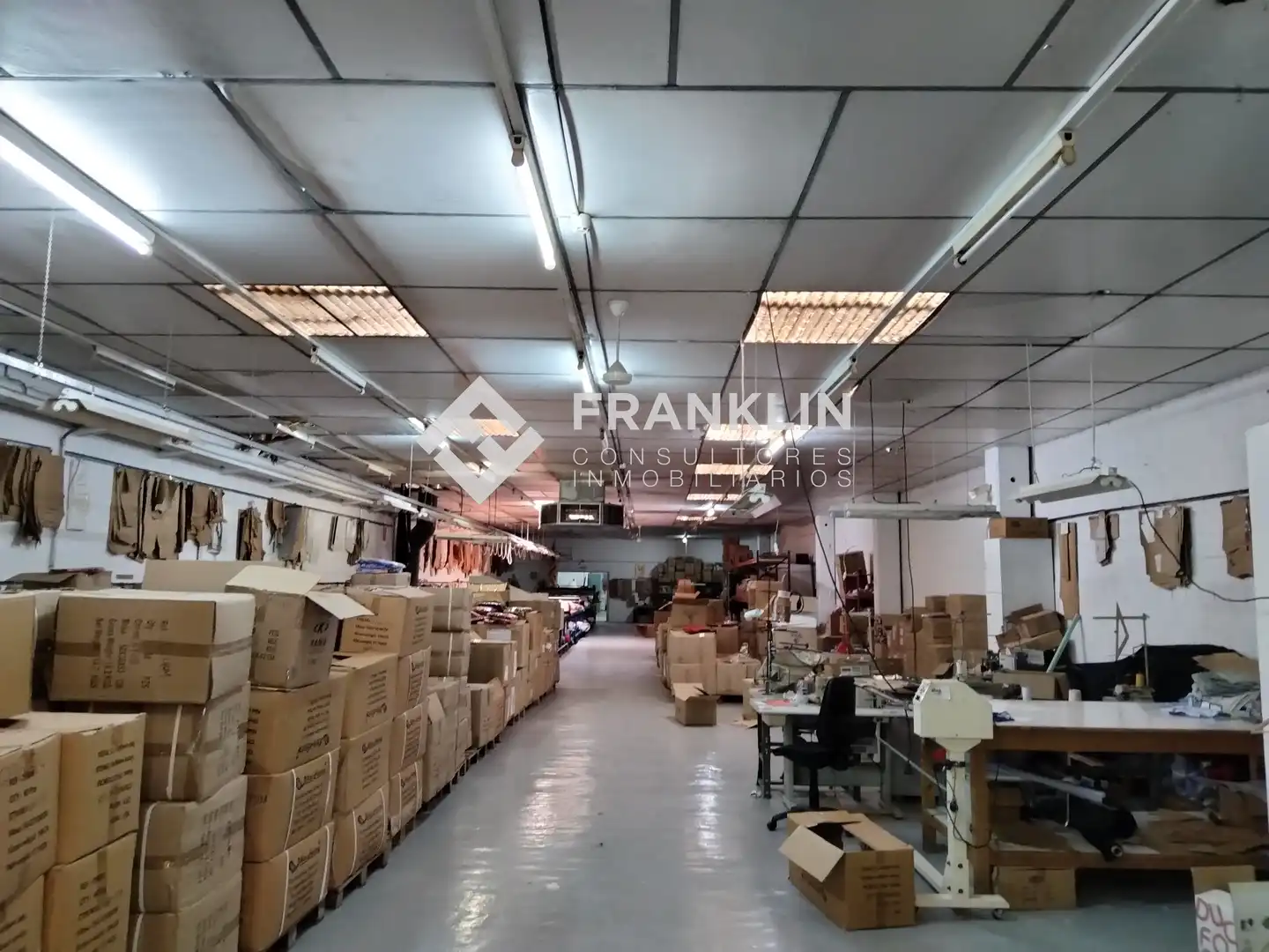 Nau industrial en venda en Pineda de Mar amb Alarma