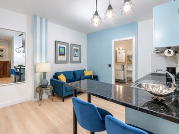 Flat with lift for sale in Calle de Juan Álvarez Mendizábal