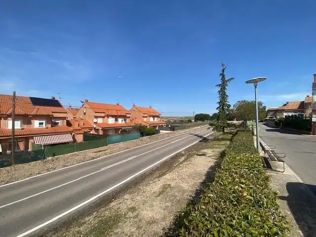 Adossat en venda a Santa Cruz del Retamar pueblo, imagen 2