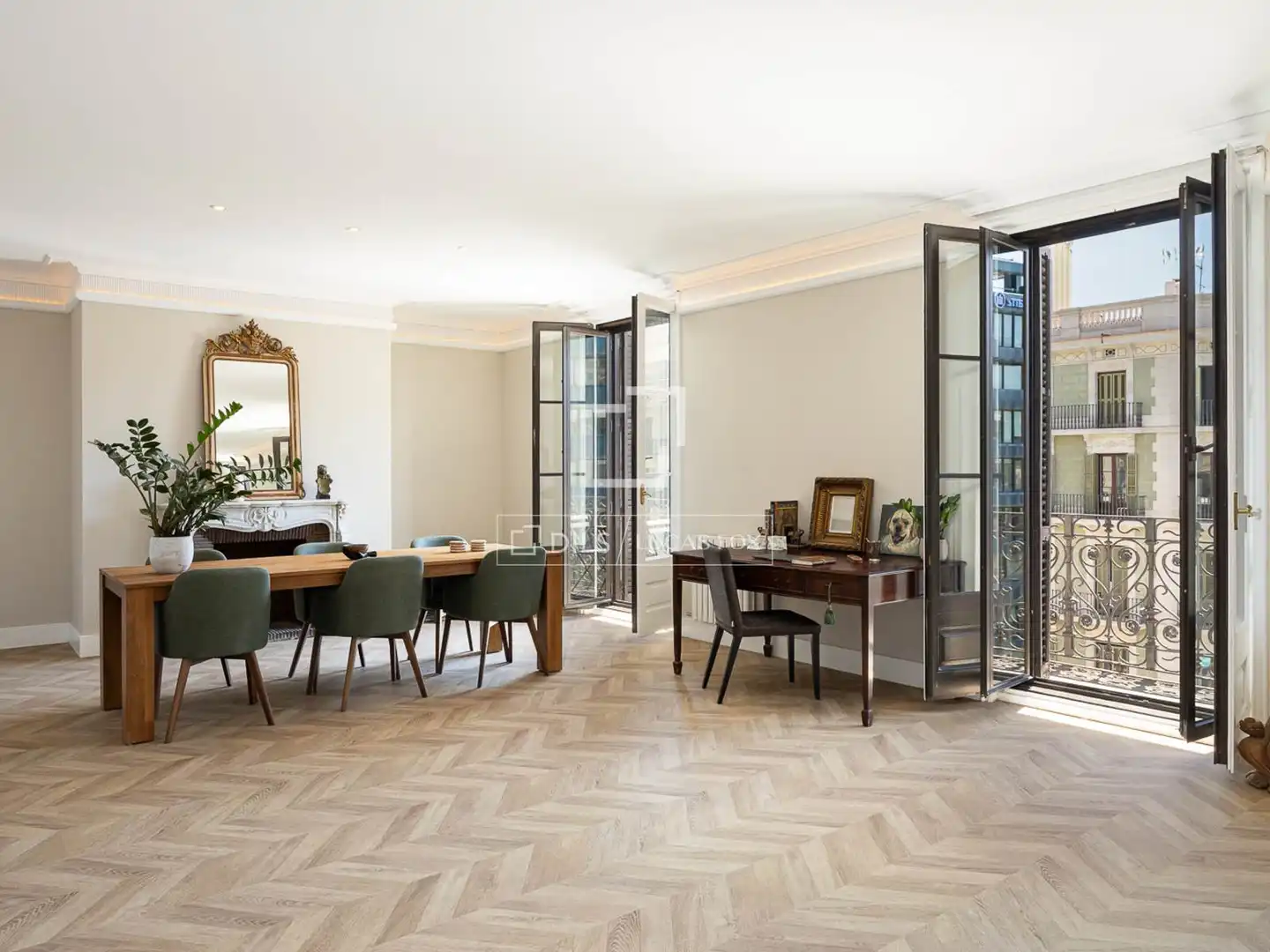 Esszimmer von Wohnung zum Verkauf in Barcelona mit Klimaanlage, Heizung und Parkett