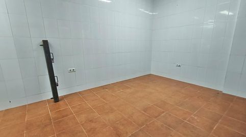 Photo 5 of Premises for rent in Calle de Juan de Urbieta, Niño Jesús, Madrid Capital