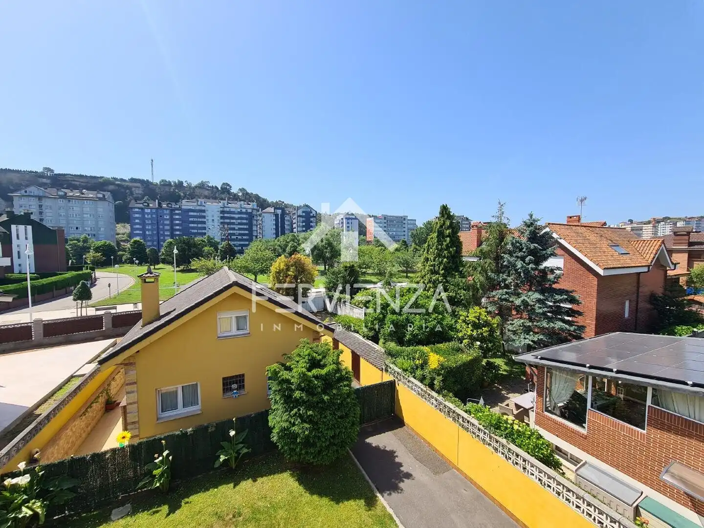 Jardín de Casa o chalet en venta en Castrillón