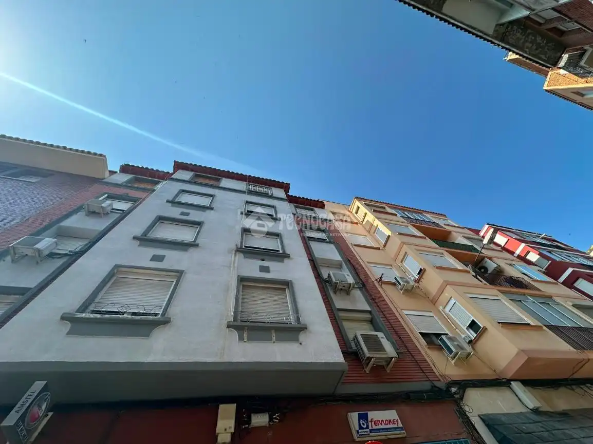 Außenansicht von Wohnung zum Verkauf in Zaragoza mit Heizung und Möbliert