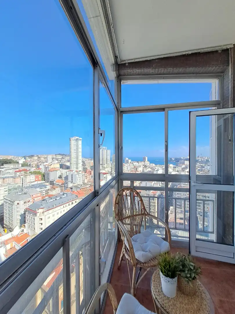 Terraza de Piso de alquiler en A Coruña Capital  con Calefacción, Terraza y Amueblado