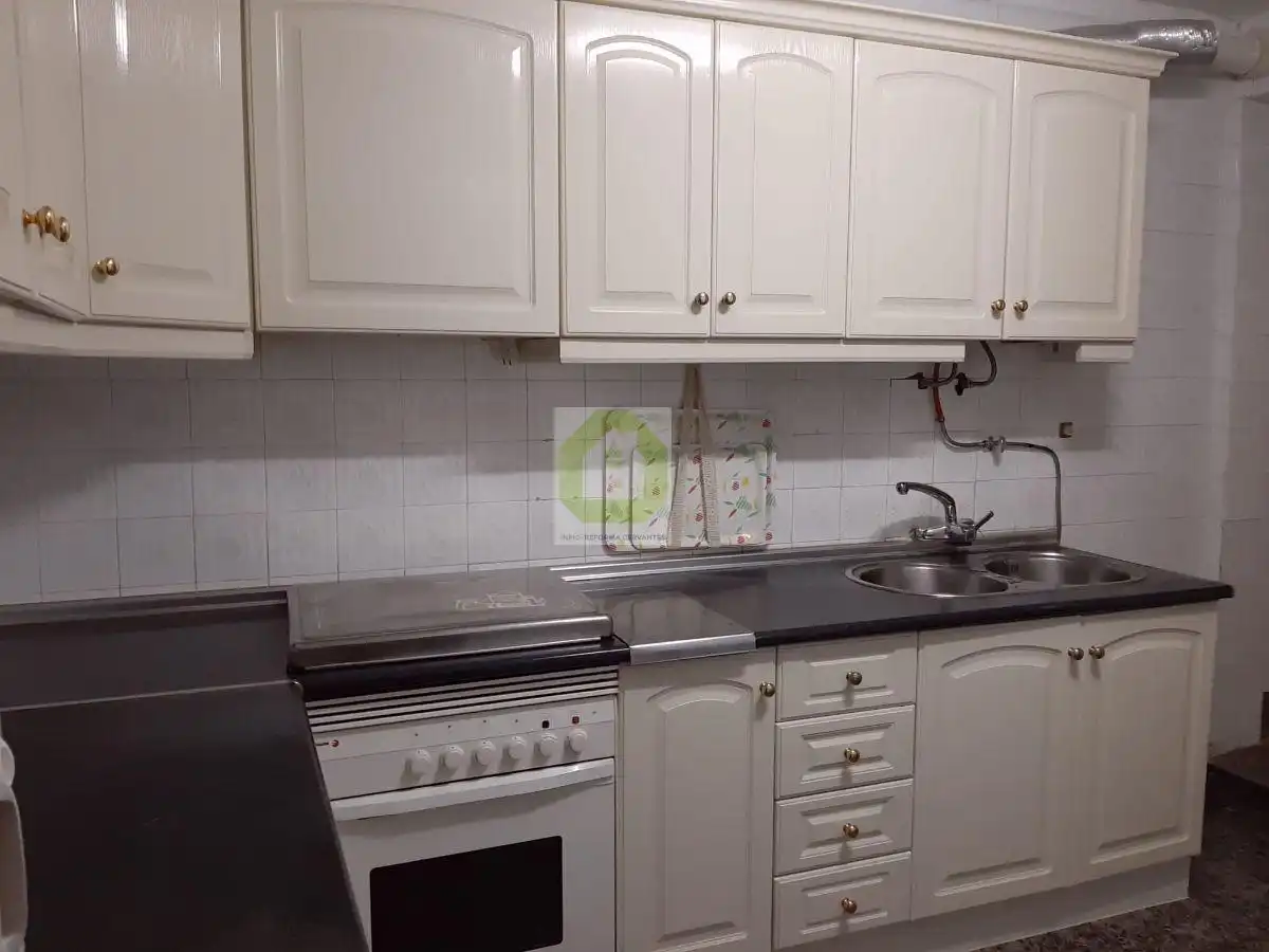 Casa o xalet en venda a Almendro, Guadahortuna