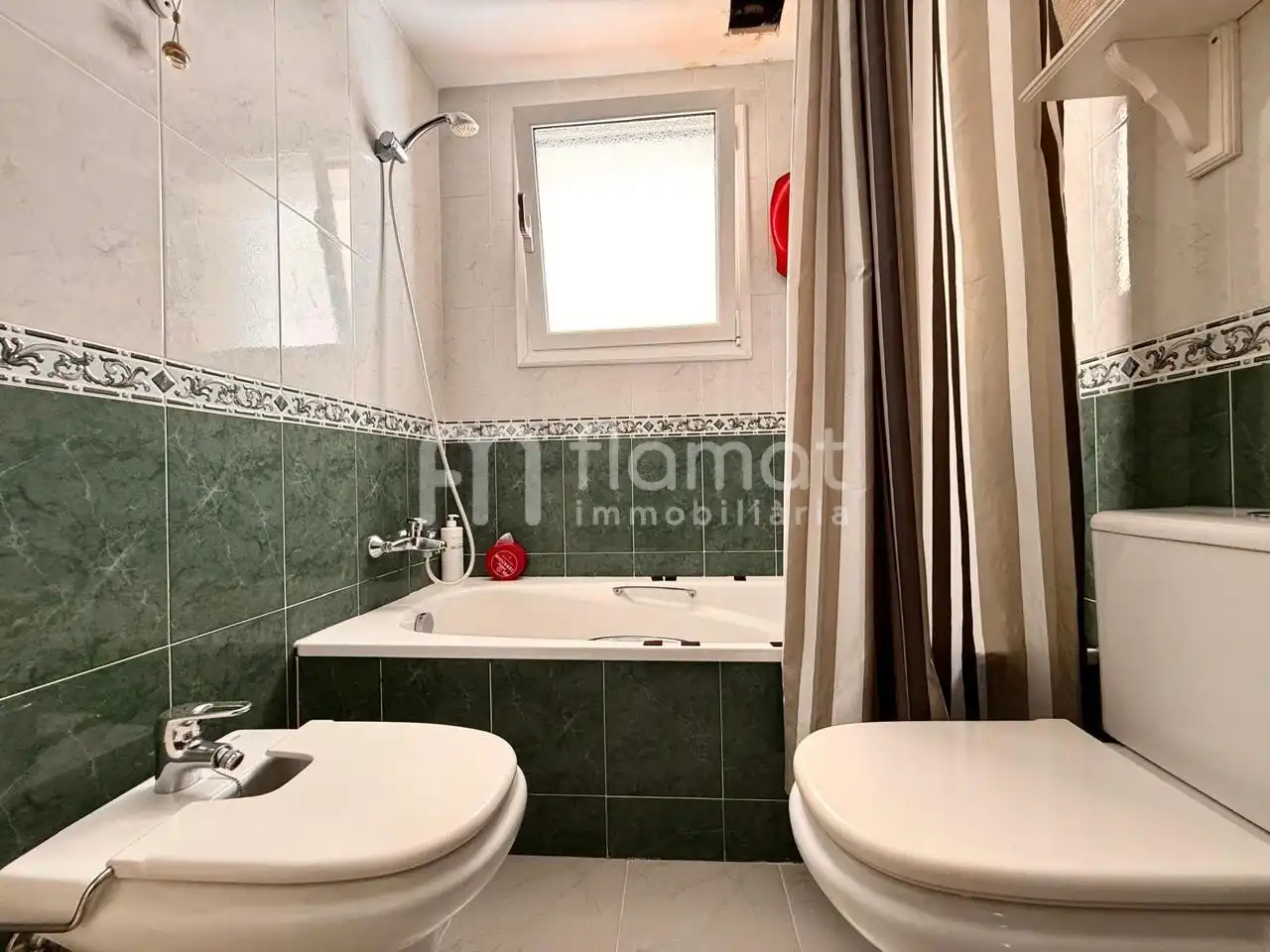 Bathroom of Flat for sale in Blanes  with Terrace