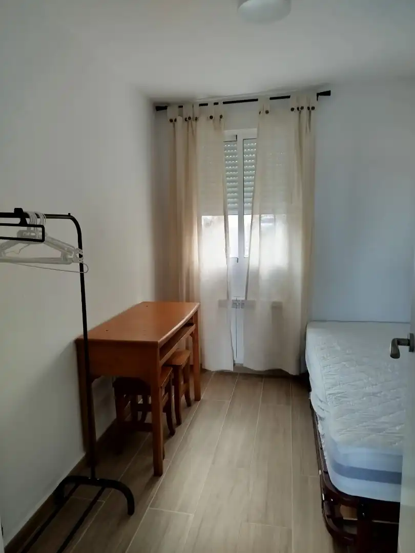 Bedroom of Flat for rent in Santander  with Heating, Furnished and Washing machine