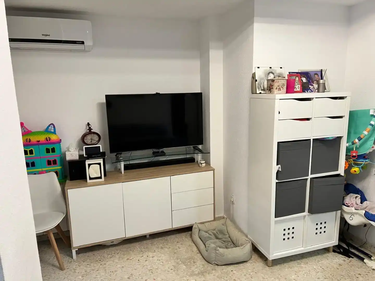 Sala d'estar de Pis en venda en  Granada Capital amb Aire condicionat i Piscina