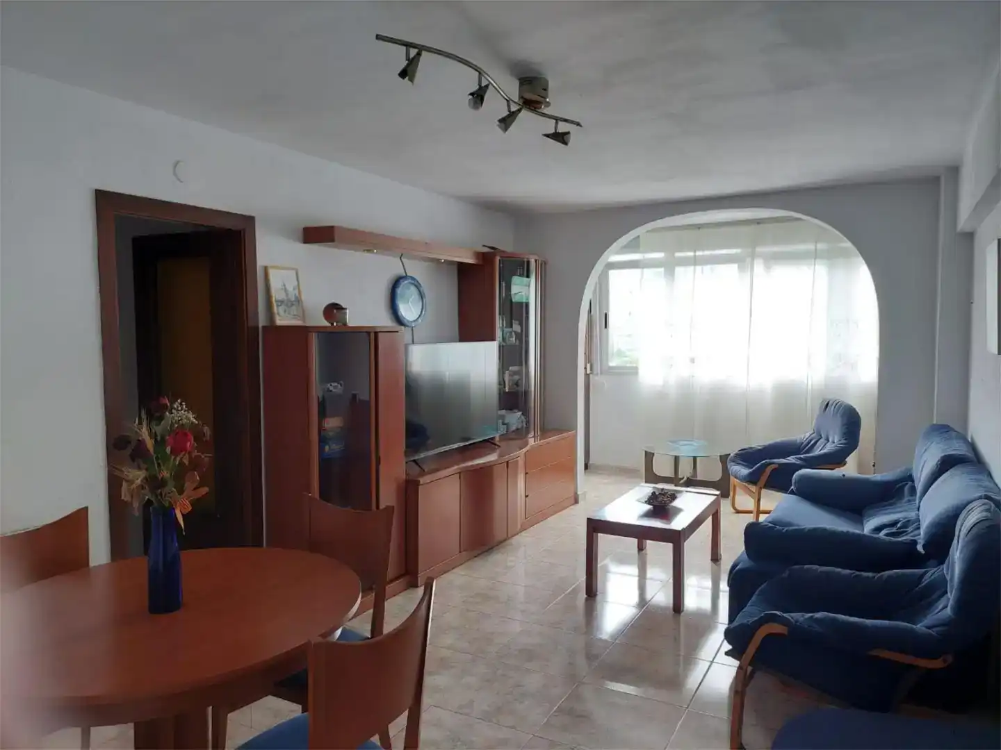 Sala d'estar de Pis per a compartir en L'Hospitalet de Llobregat amb Moblat