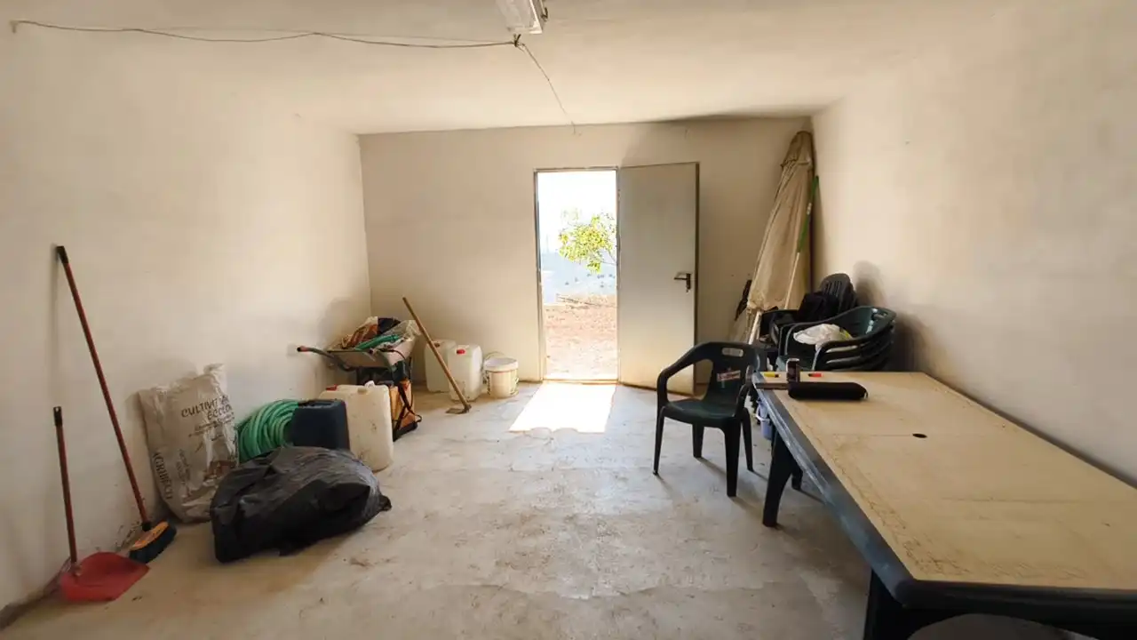 Finca rústica en venda en Turón amb Jardí privat