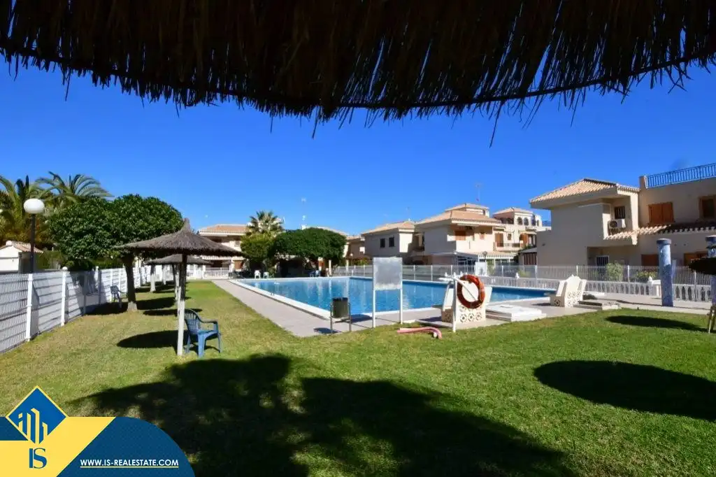 Piscina de Casa o chalet en venta en Orihuela con Terraza, Amueblado y Piscina comunitaria