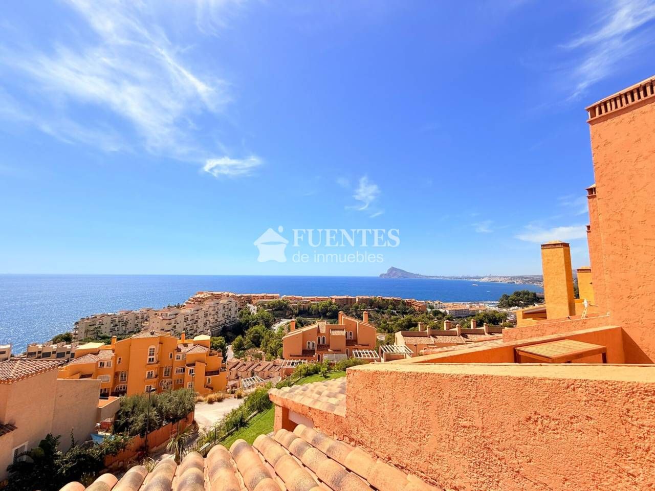 Vista exterior de Casa o xalet en venda en Altea amb Aire condicionat, Terrassa i Moblat