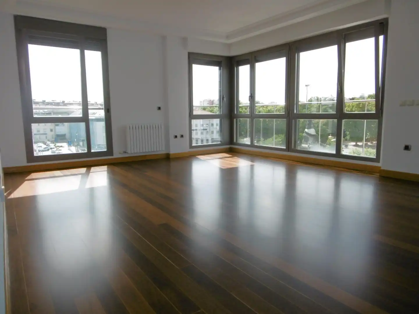 Sala d'estar de Pis de lloguer en Valladolid amb Aire condicionat, Calefacció i Traster