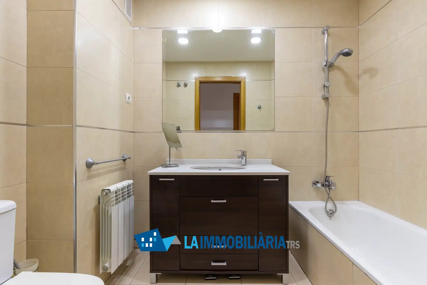 Bathroom of Flat for sale in Terrassa  with Heating, Storage room and Balcony
