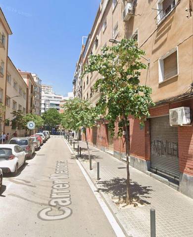 Planta baja en Venta en Carrer Menorca en Les Planes