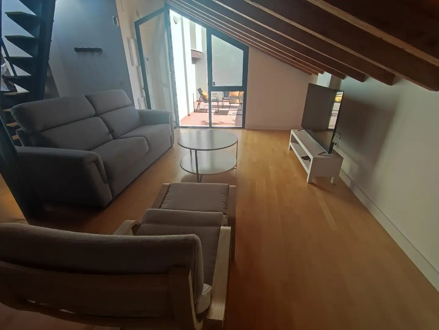 Wohnzimmer von Loft zur Miete in Málaga mit Klimaanlage, Terrasse und Möbliert