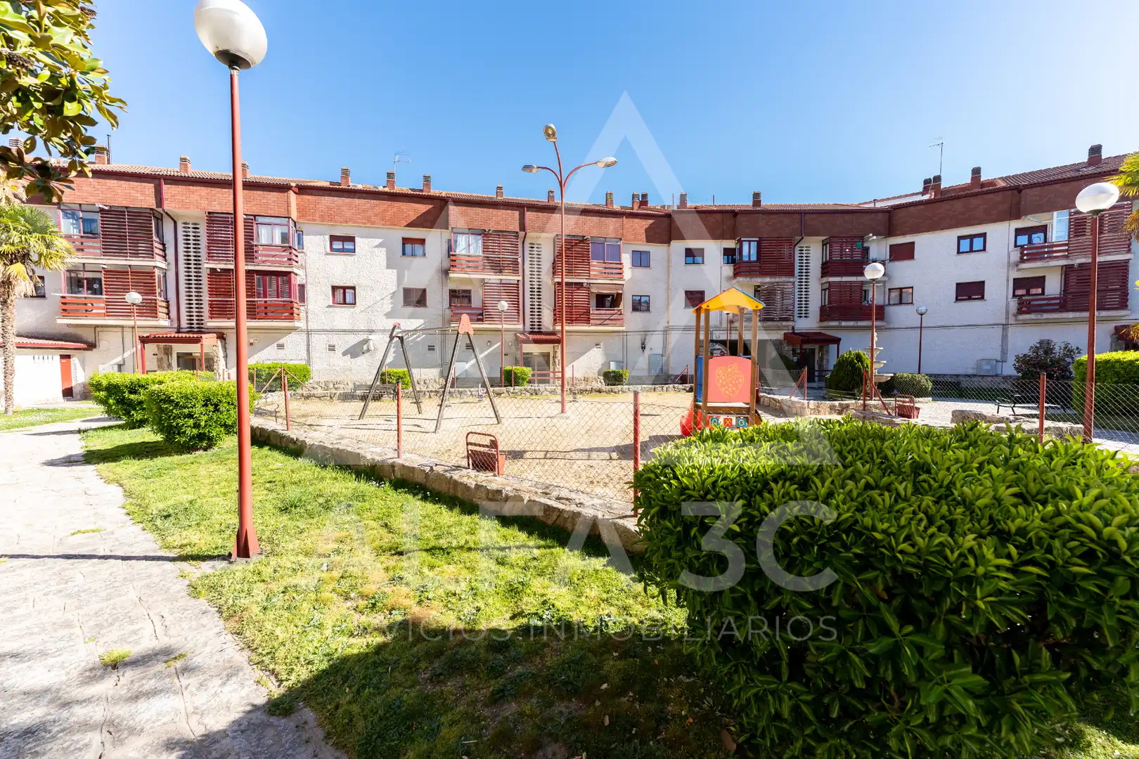 Vista exterior de Pis en venda en Soto del Real amb Aire condicionat, Calefacció i Terrassa