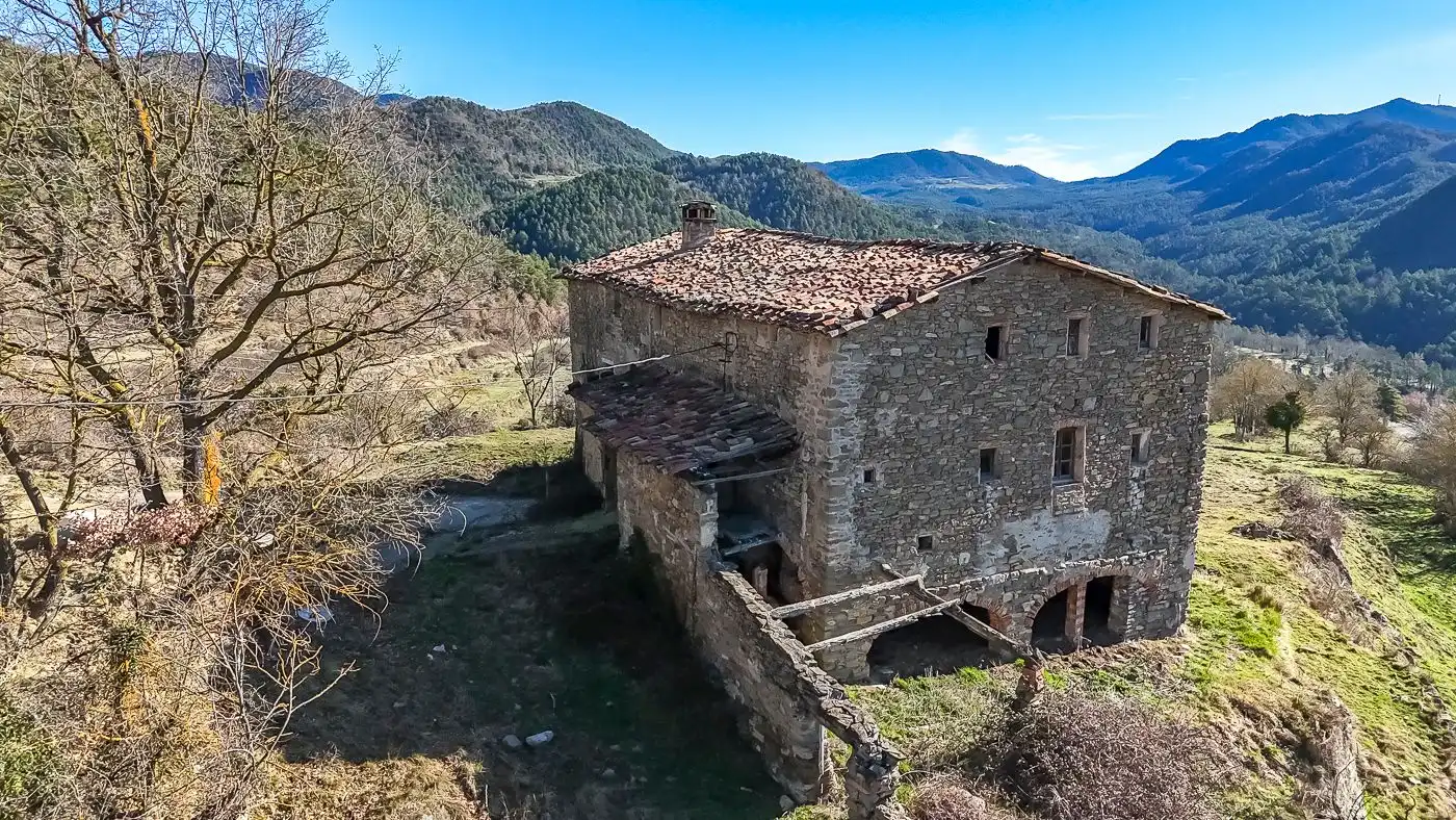 Vista exterior de Finca rústica en venta en Les Llosses con Jardín privado