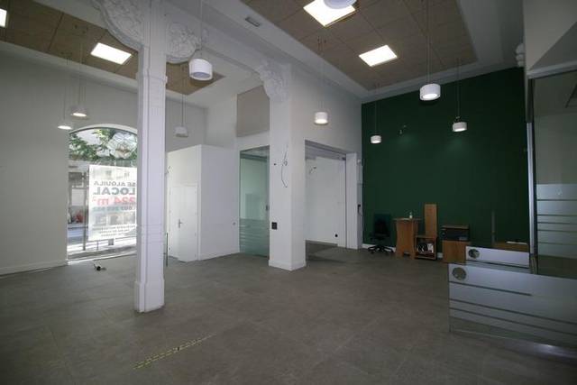 Local comercial en Alquiler en Calle Calle Gran Vía de Colón, 29, 29 en Centro - Sagrario