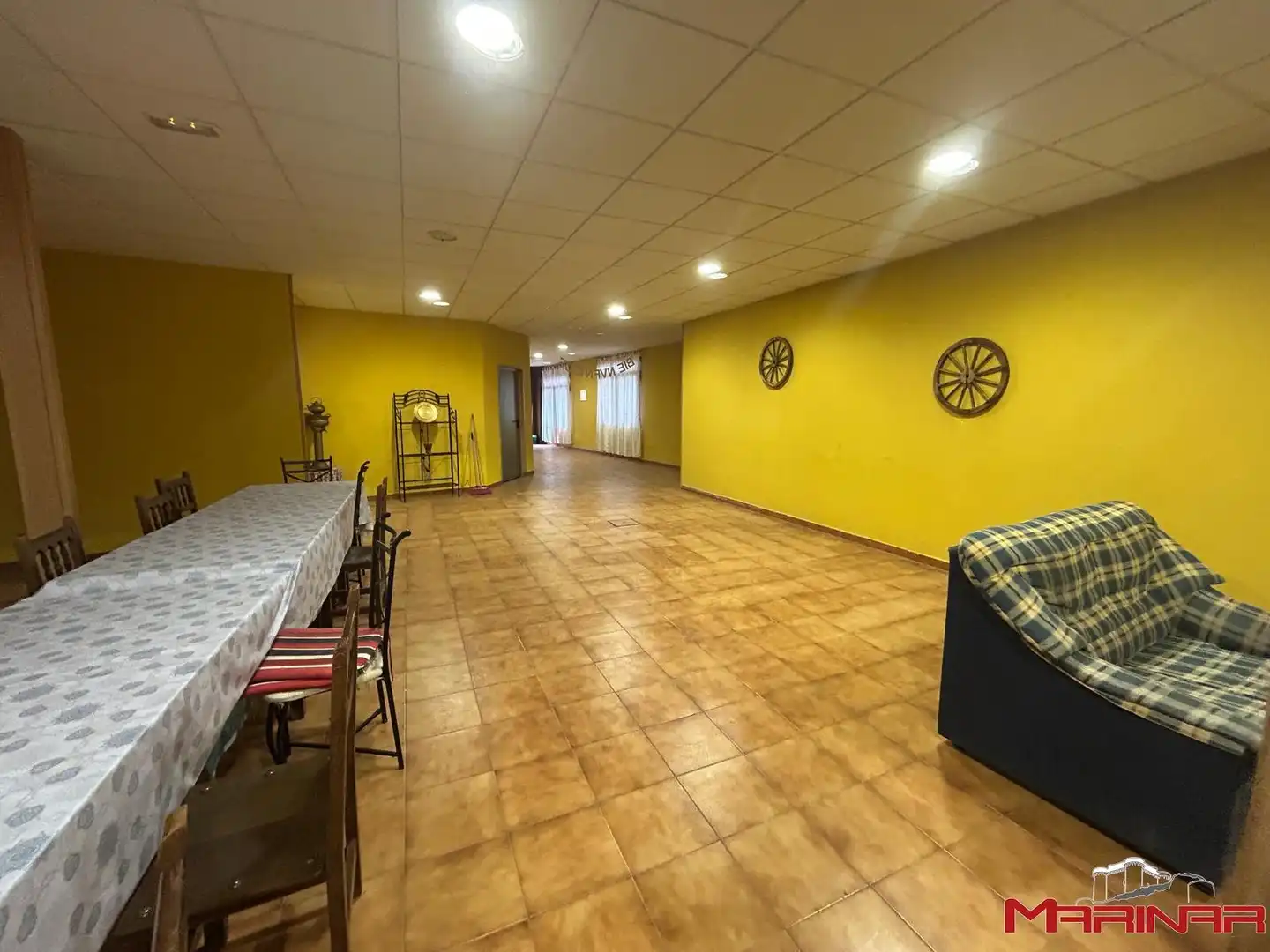 Commercial properties for rent in Borox