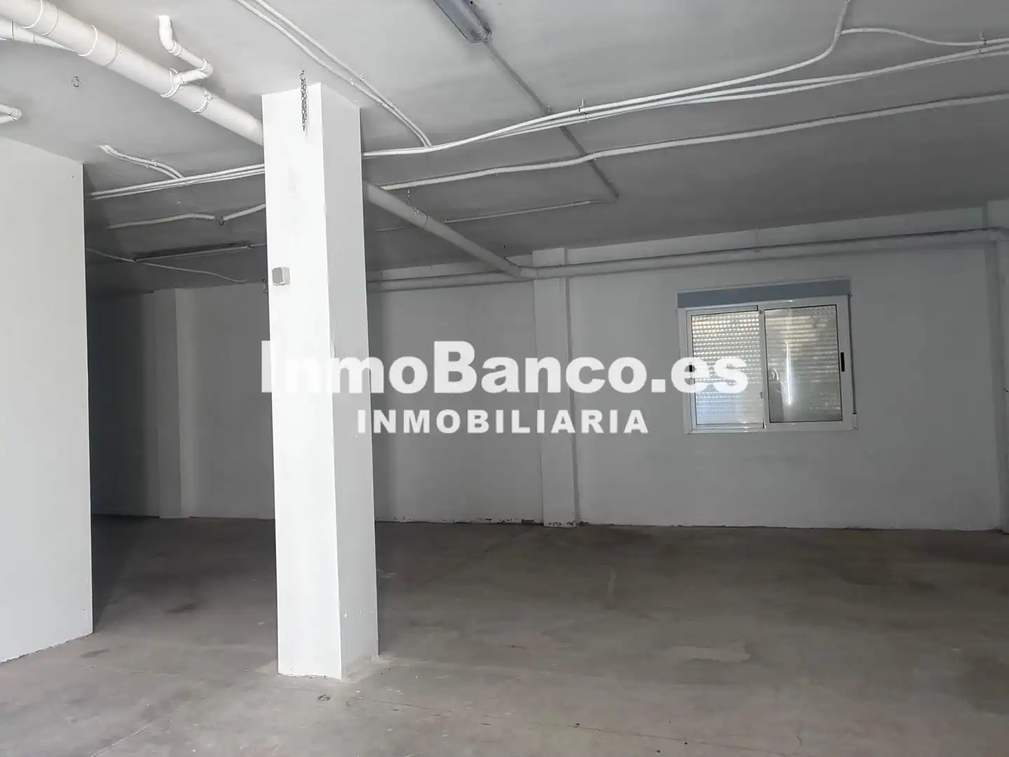 Houses for sale in Montserrat  with Private garden and Terrace
