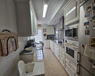 Kitchen of Flat to rent in  Lleida Capital  with Air Conditioner, Heating and Parquet flooring