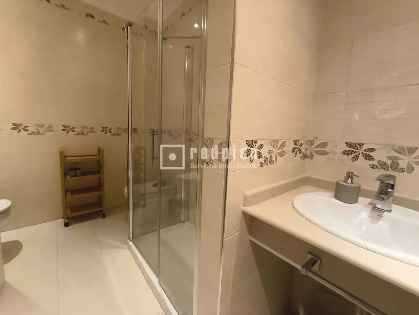 Baño de Piso de alquiler en Sevilla con Aire acondicionado, Terraza y Amueblado