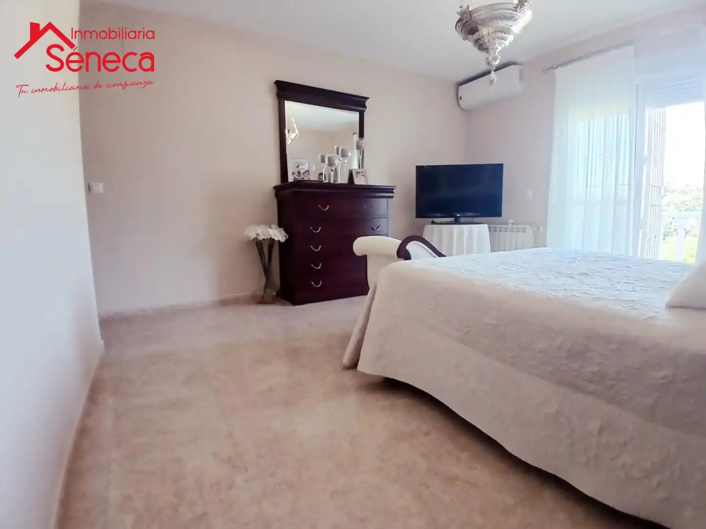 Bedroom of Houses for sale in Córdoba  with Air Conditioner, Heating and Swimming Pool
