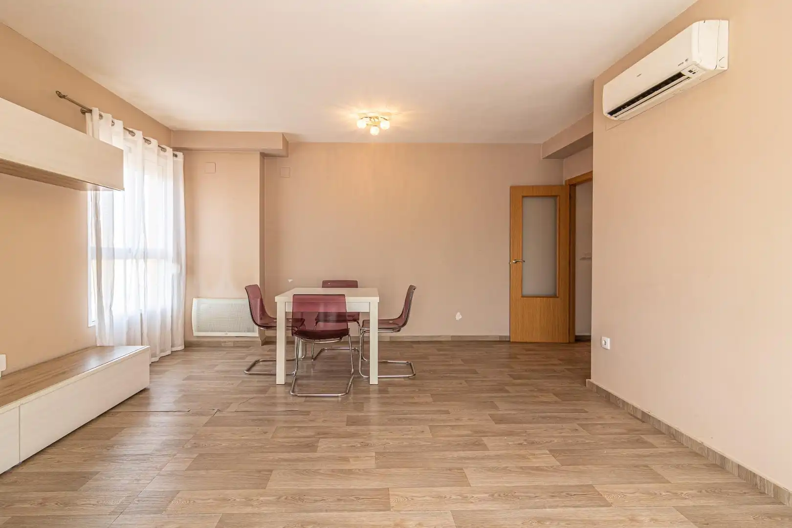 Comedor de Piso en venta en Carlet con Aire acondicionado, Calefacción y Parquet