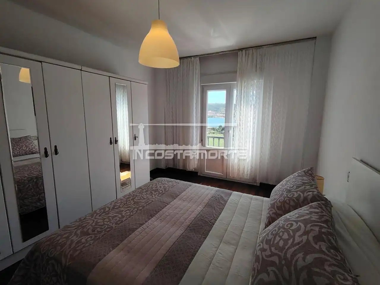 Habitación de Piso en venta en Cee con Calefacción, Trastero y Amueblado