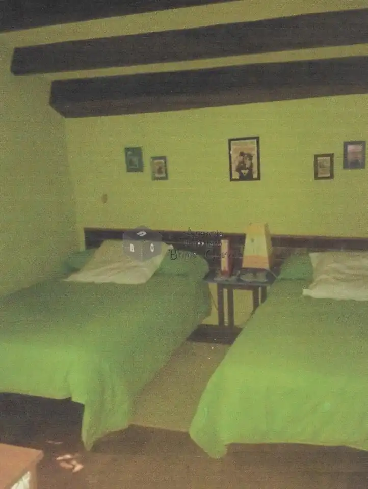 Schlafzimmer von Country house zum Verkauf in Caso mit Heizung und Privatgarten