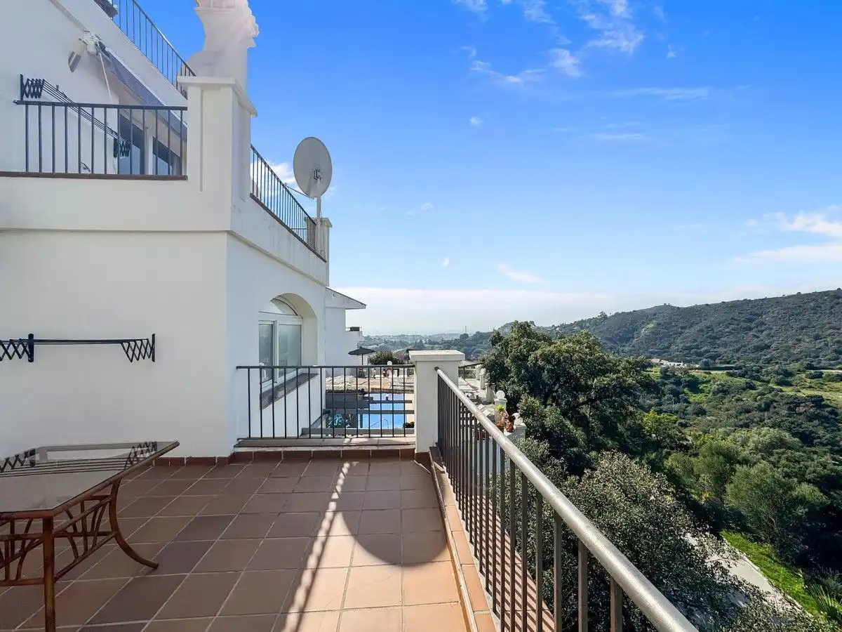 Terrassa de Apartament de lloguer en Estepona amb Calefacció, Terrassa i Moblat