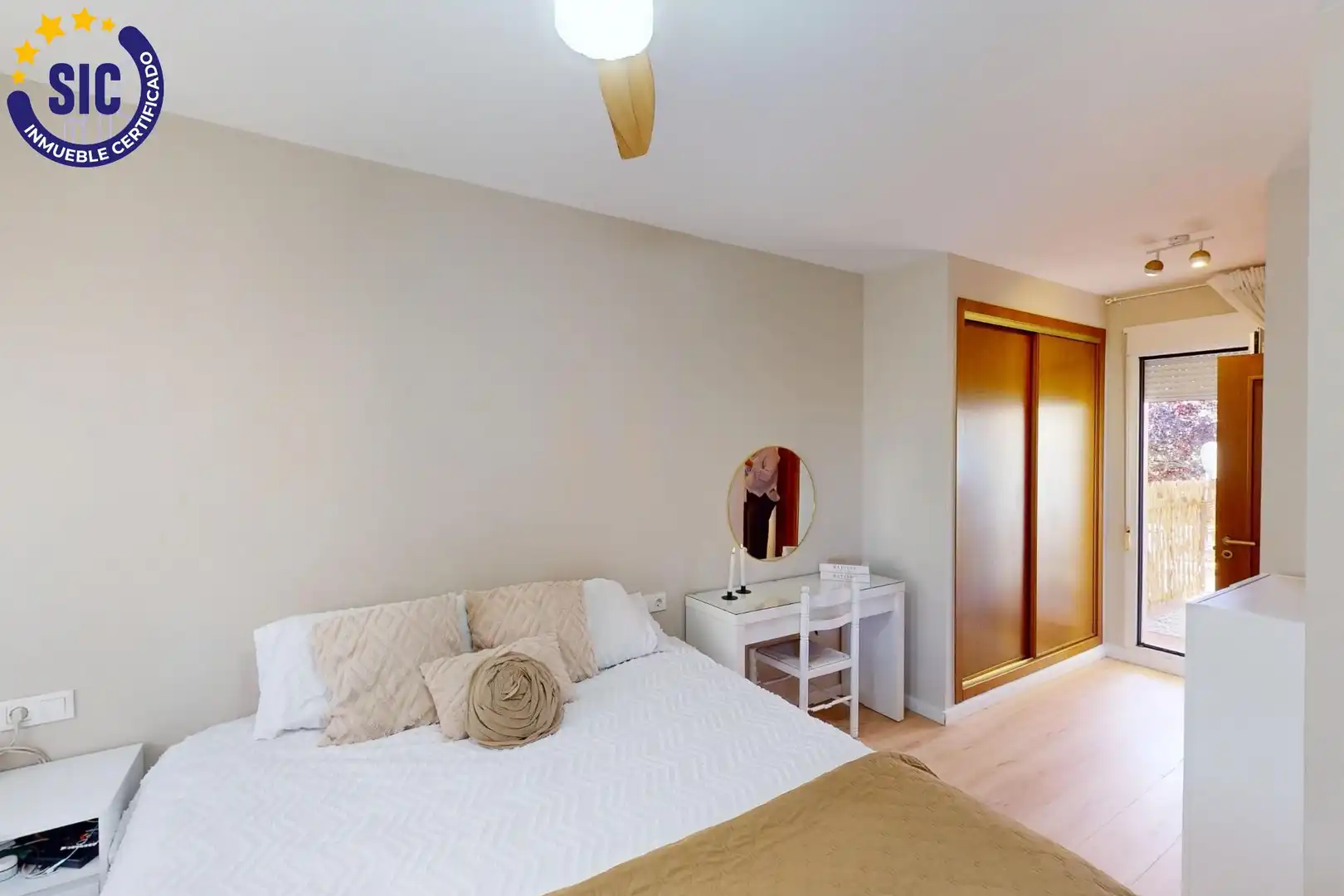Dormitori de Casa o xalet en venda en Benicasim / Benicàssim amb Aire condicionat, Jardí privat i Parquet